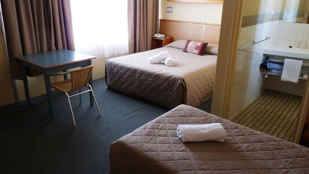 Loddon River Motel Kerang Buitenkant foto