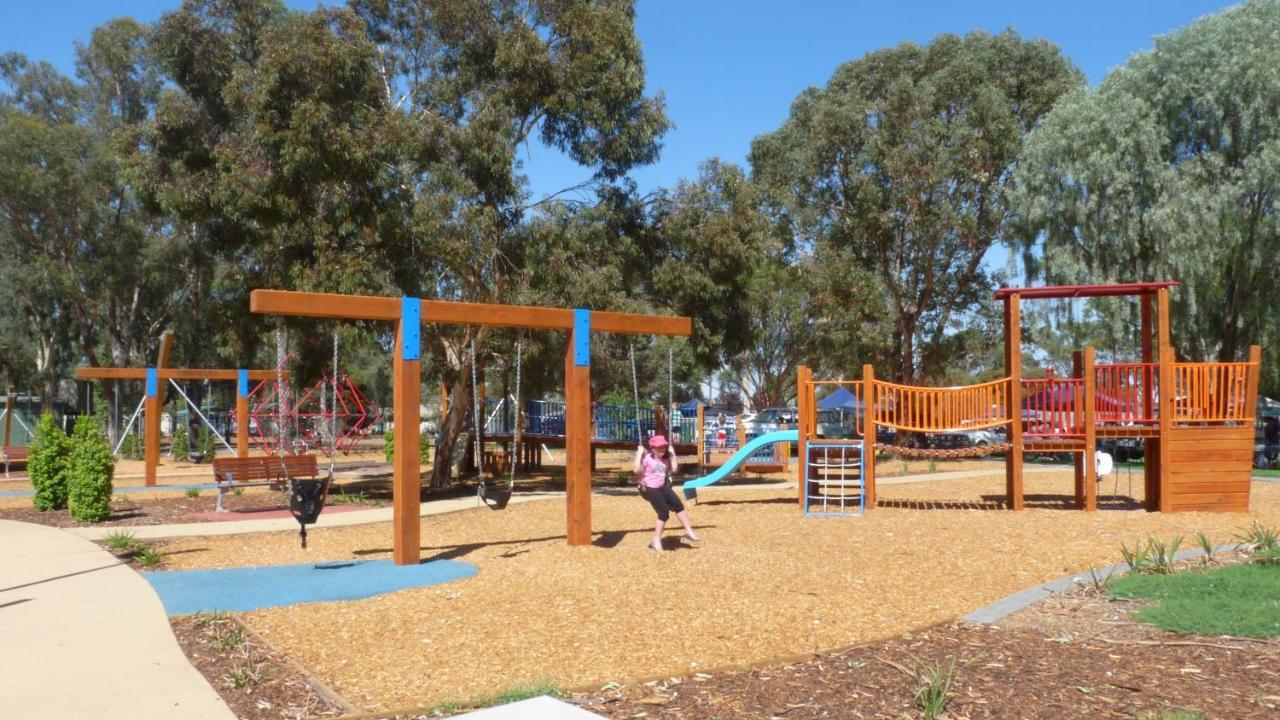Loddon River Motel Kerang Buitenkant foto